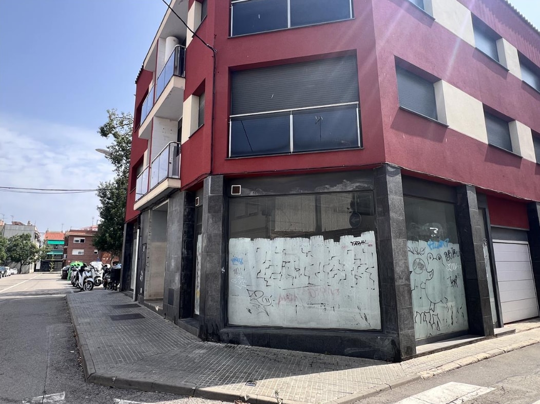 Malgrat de Mar, BAR 08380 - Unit Puerta 02 -  - Interior Photo - Image 1 of 8