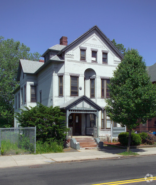 2345 Main St, Springfield, MA for sale - Primary Photo - Image 1 of 1