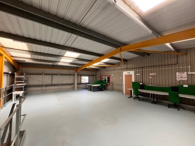 20-21 Hawkins Ln, Burton On Trent for sale - Building Photo - Image 2 of 3