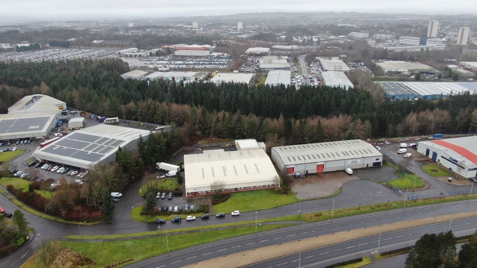 3 Young Pl, East Kilbride to rent - Building Photo - Image 3 of 3