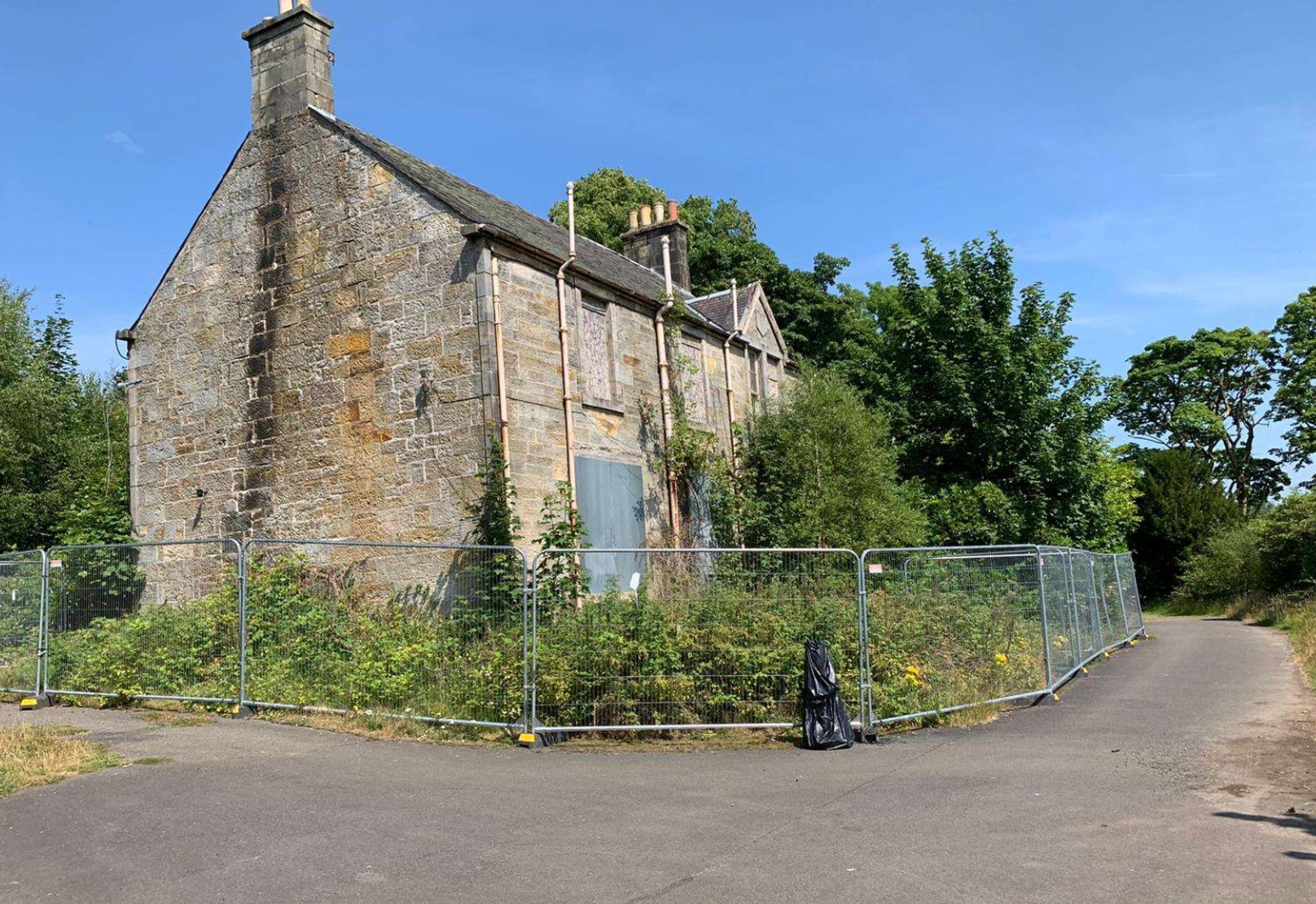 Mugdock Reservoir Rd, Milngavie for sale Primary Photo- Image 1 of 1