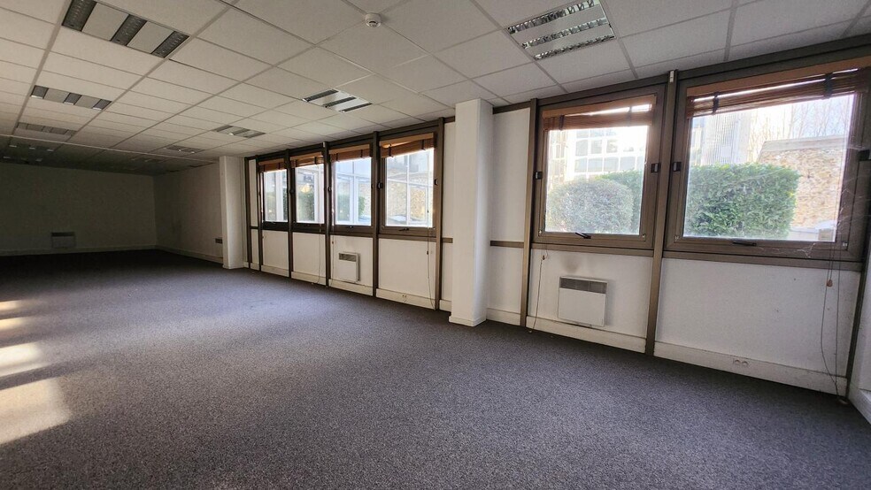 Office in Boulogne-Billancourt to rent - Interior Photo - Image 2 of 4