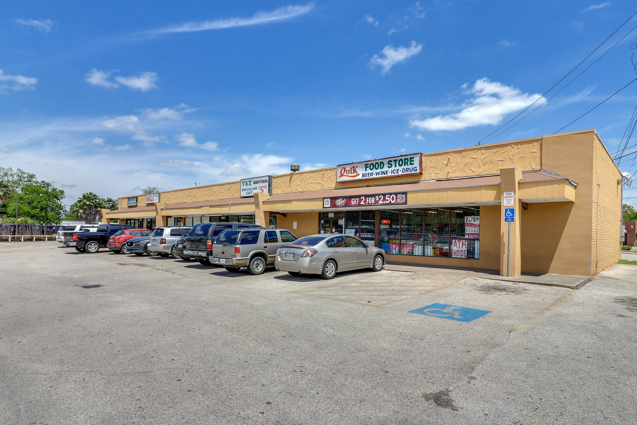 223-231 Cavalcade St, Houston, TX for rent Building Photo- Image 1 of 3