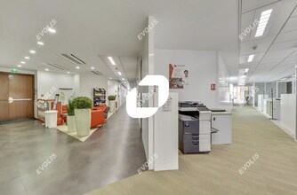 Light Industrial in Aubervilliers to rent Interior Photo- Image 1 of 9