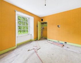 15 High St, Aberdeen to rent Interior Photo- Image 2 of 5