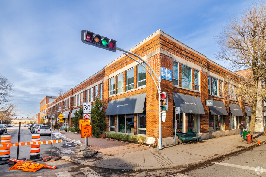 815-825 Av Querbes, Outremont, QC for rent - Building Photo - Image 2 of 7