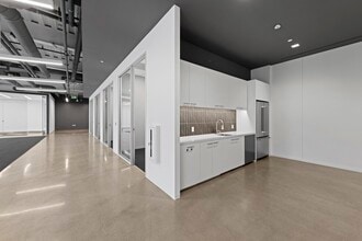 46 Discovery, Irvine, CA to rent Interior Photo- Image 2 of 12