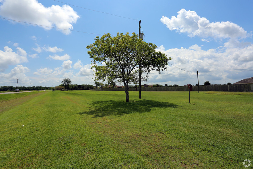 FM 517 Rd West, Dickinson, Texas 77539, League City, TX for sale - Other - Image 2 of 3