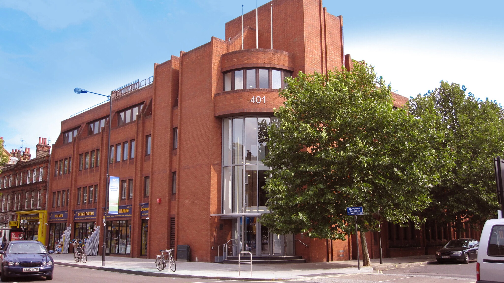 401-403 King St, London to rent Building Photo- Image 1 of 7