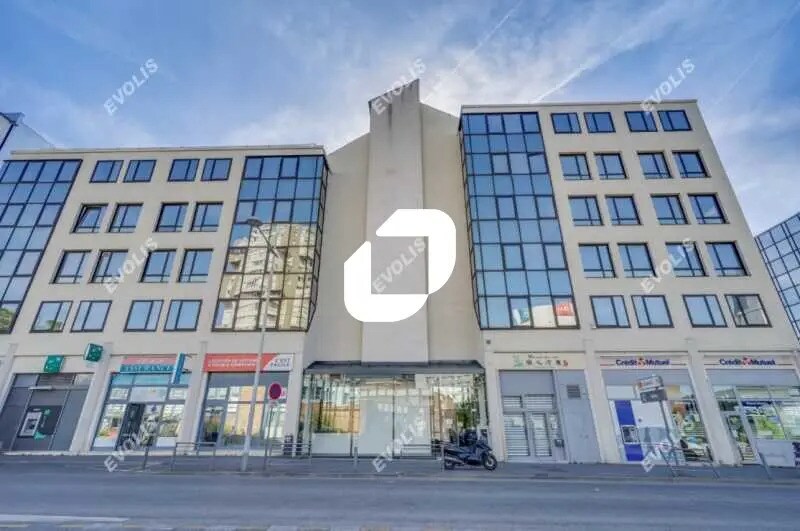 Office in Bagnolet to rent Building Photo- Image 1 of 14