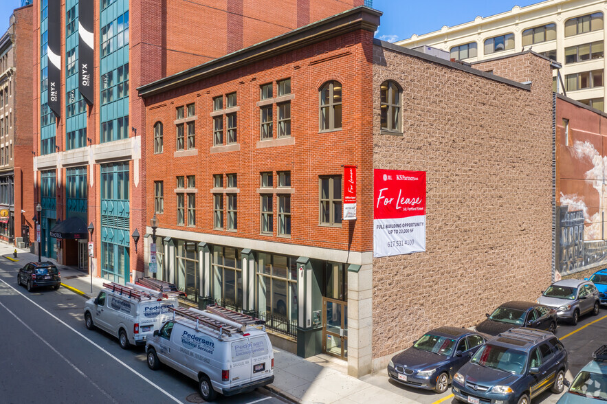 141-147 Portland St, Boston, MA for rent - Building Photo - Image 1 of 23