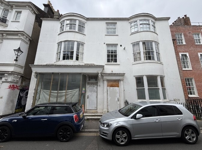 15 Ship St, Brighton to rent Primary Photo- Image 1 of 2