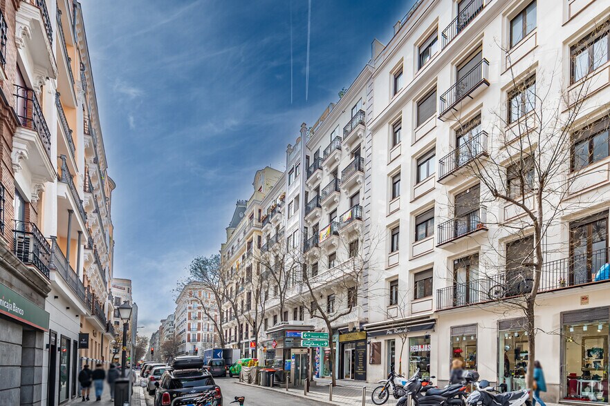 Build-to-Rent in Madrid, Madrid for sale - Building Photo - Image 2 of 2