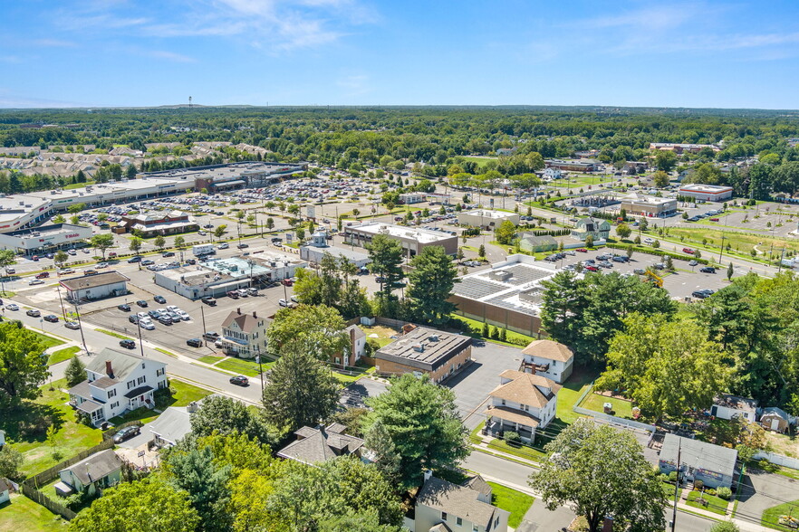 2561 Yardville Hamilton Squ Rd, Hamilton Square, NJ for rent - Aerial - Image 2 of 10