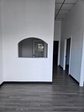 6160 Ulmerton Rd, Clearwater, FL to rent Interior Photo- Image 1 of 11