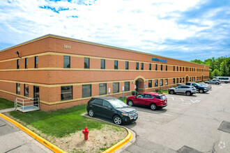 3400 N Granada Ave, Oakdale, MN for rent Building Photo- Image 1 of 9