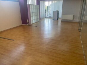 Office in El Masnou, Barcelona to rent Interior Photo- Image 2 of 11