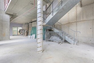 Conington Rd, London to rent Interior Photo- Image 2 of 6