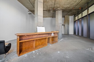 525 S Santa Fe Ave, Los Angeles, CA to rent Building Photo- Image 2 of 3