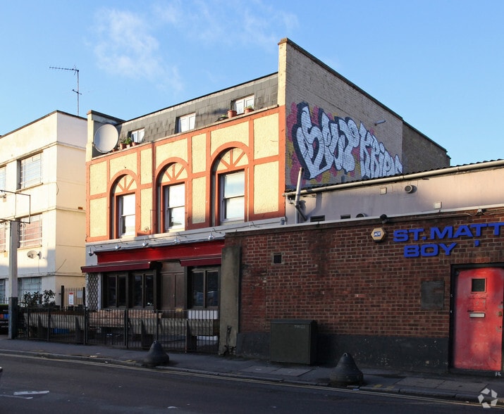 99 Dalston Ln, London for sale - Building Photo - Image 2 of 3