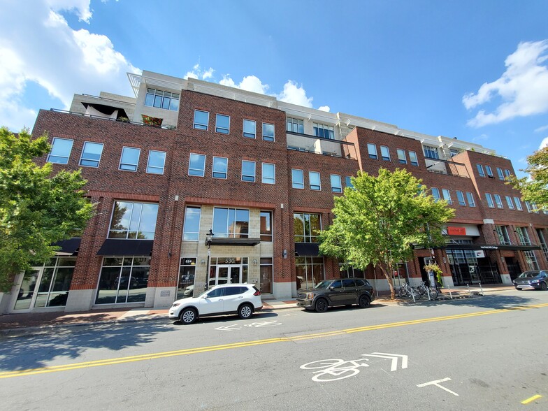 530 N Trade St, Winston-Salem, NC for rent - Building Photo - Image 1 of 6