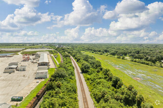 NW 8th St, Okeechobee, FL - aerial  map view