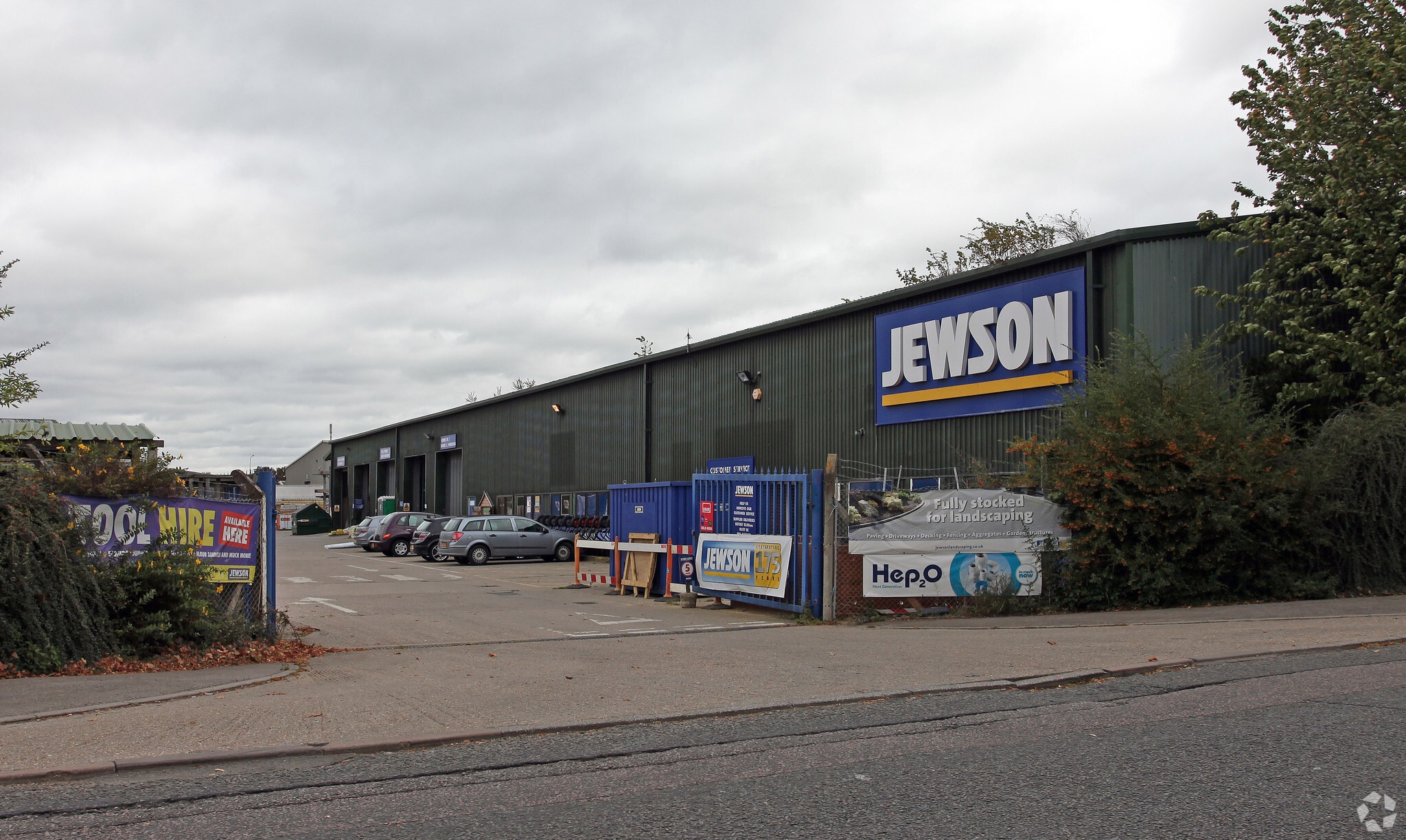 Gatehouse Way, Aylesbury for sale Primary Photo- Image 1 of 2