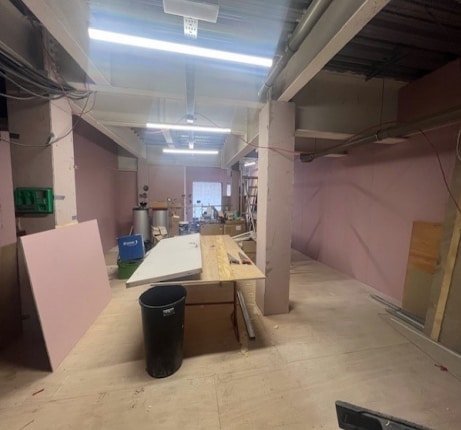 High St, Waltham Cross to rent Interior Photo- Image 1 of 6