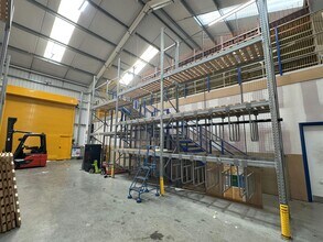 Church St, Rickmansworth to rent Interior Photo- Image 2 of 3