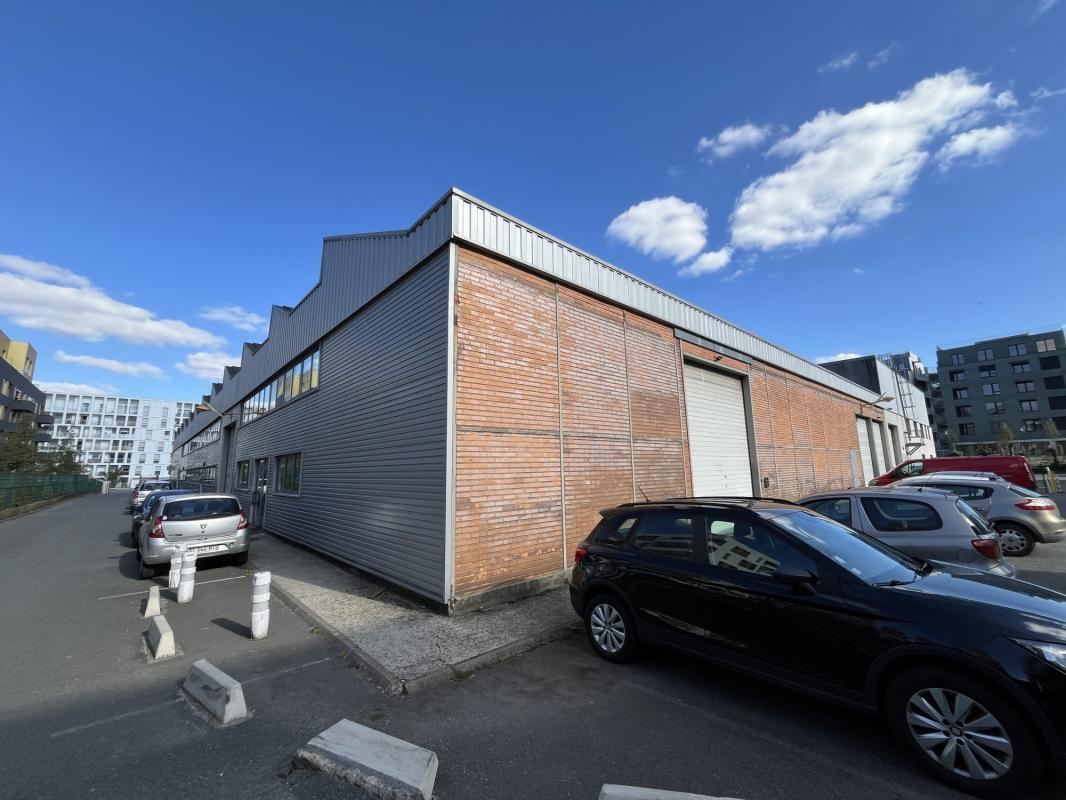 Industrial in Massy to rent Building Photo- Image 1 of 9
