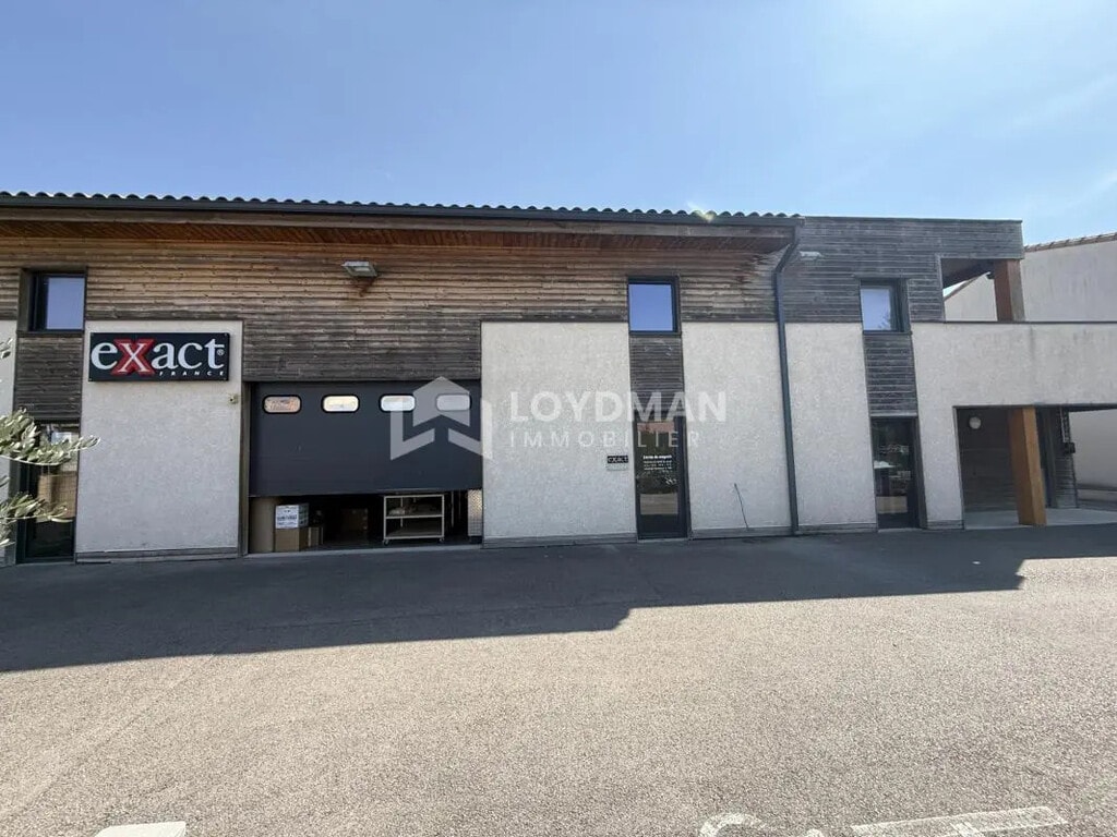 Vente Local d'activités 580 m² - Photo 1