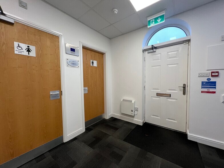 Dalewood Rd, Newcastle Under Lyme to rent - Building Photo - Image 2 of 9