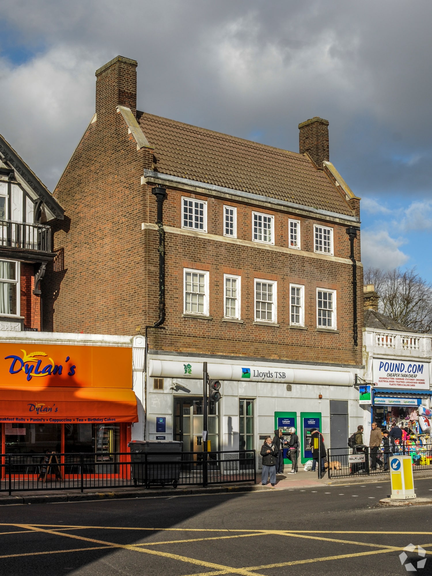 1-1A Walm Ln, London for sale Primary Photo- Image 1 of 1