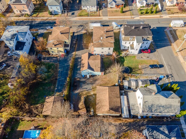 232 Glen St, New Britain, CT for sale - Aerial - Image 2 of 13