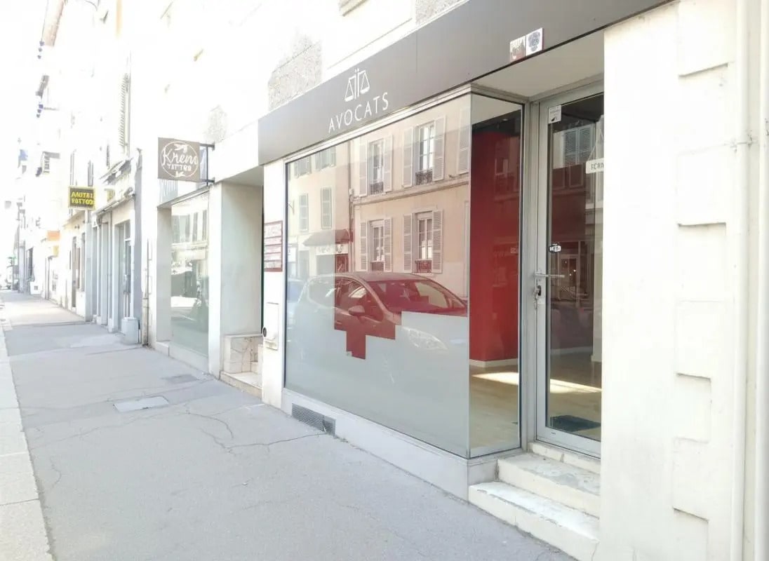 Retail in Pau for sale Building Photo- Image 1 of 7