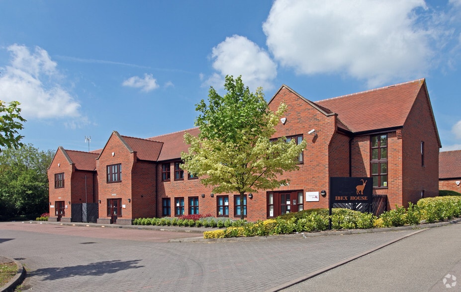 3-7 Keller Clos, Milton Keynes to rent - Building Photo - Image 2 of 2