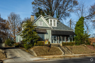 2266 Central Ave, Memphis, TN for rent Primary Photo- Image 1 of 13