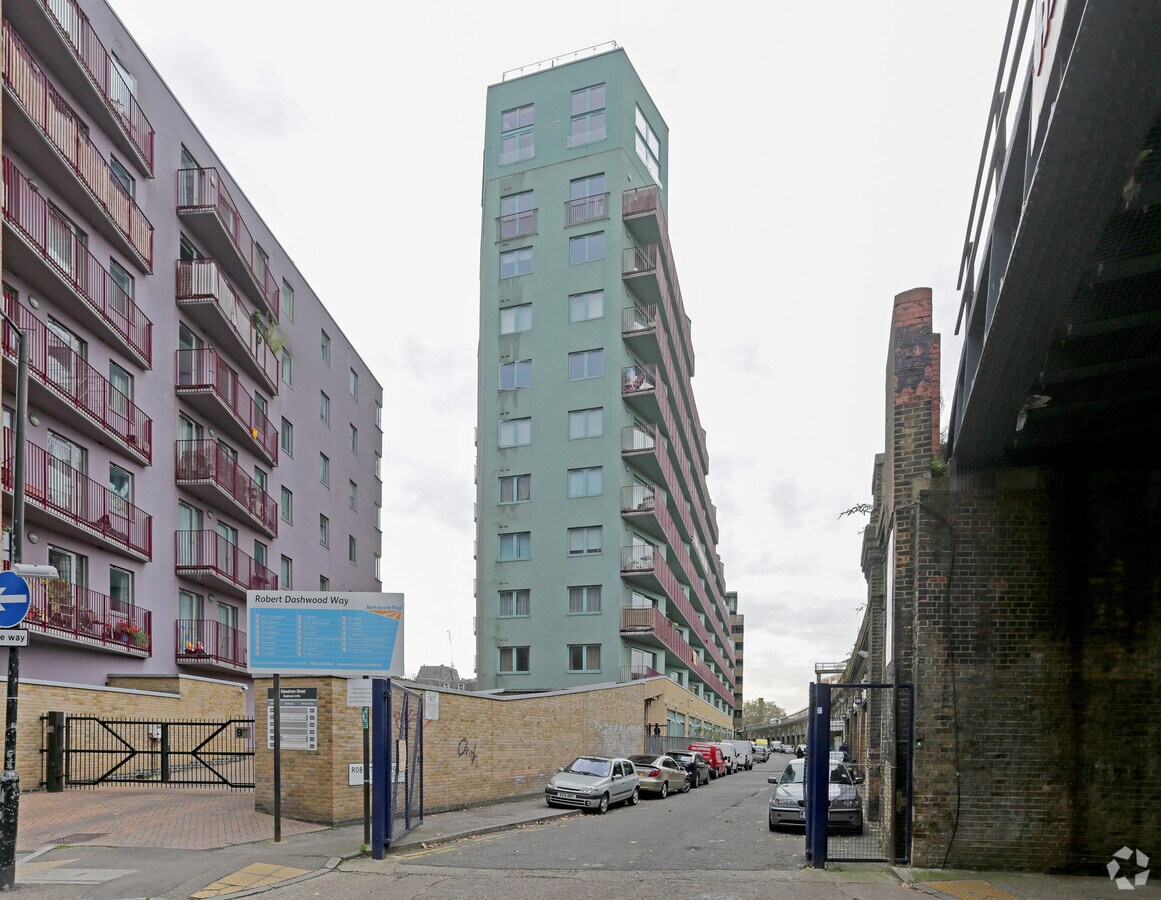 9 Steedman St, London, SE17 3AF UK