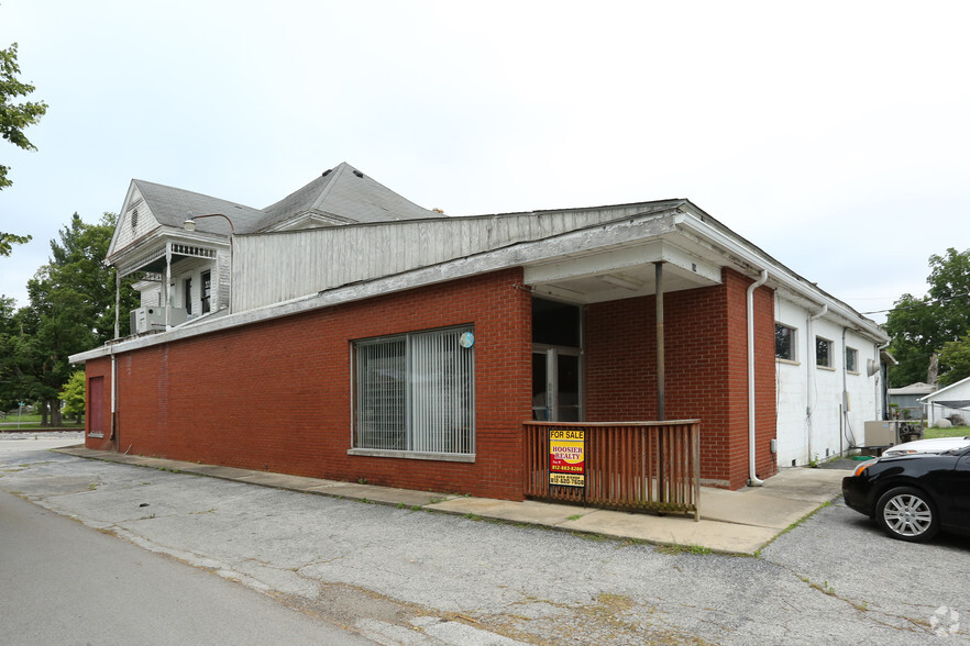 114 Market St, Borden, IN for sale - Primary Photo - Image 1 of 1