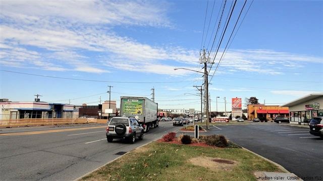 1104 Ulster Ave, Kingston, NY for rent - Building Photo - Image 3 of 4