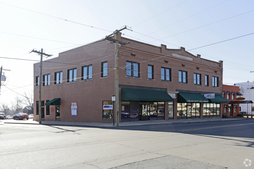 401-403 Ouachita Ave, Hot Springs National Park, AR for sale - Primary Photo - Image 1 of 11