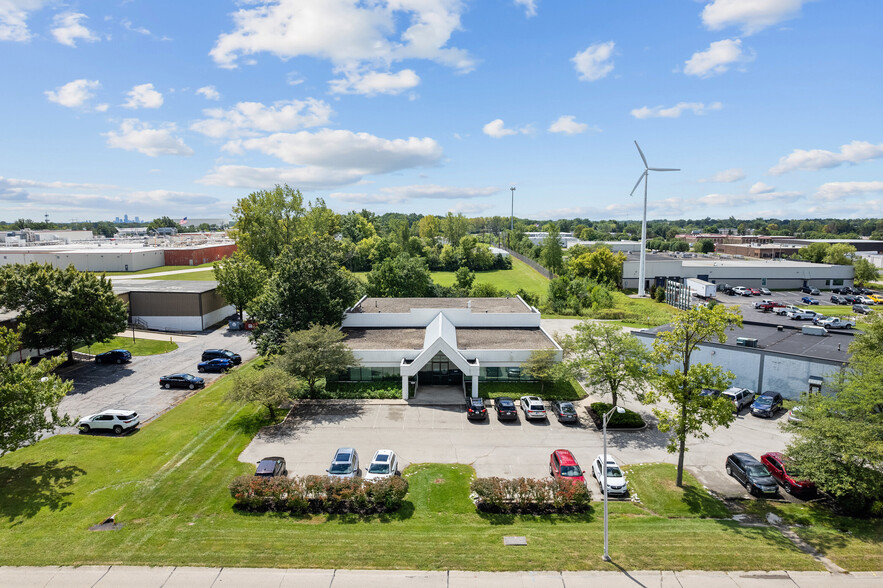 4495 Saguaro Trl, Indianapolis, IN for rent - Building Photo - Image 1 of 9