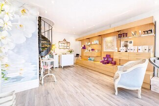 More details for 71 Ter Avenue Du Maréchal Foch, Neuilly-Plaisance - Retail for Sale