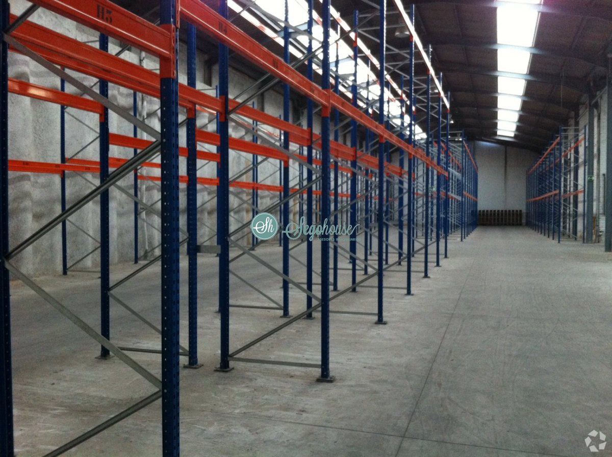 Industrial in Segovia, Segovia to rent Interior Photo- Image 1 of 5