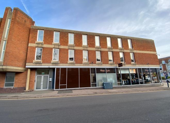 Abbey St, Market Harborough for rent - Building Photo - Image 1 of 1