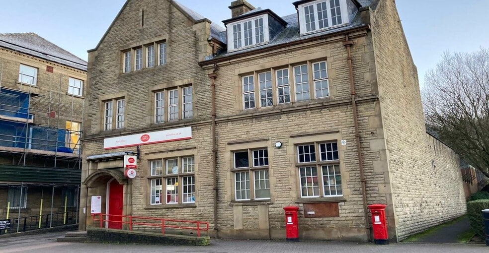 5 Burnley Rd, Bacup for sale - Primary Photo - Image 1 of 1