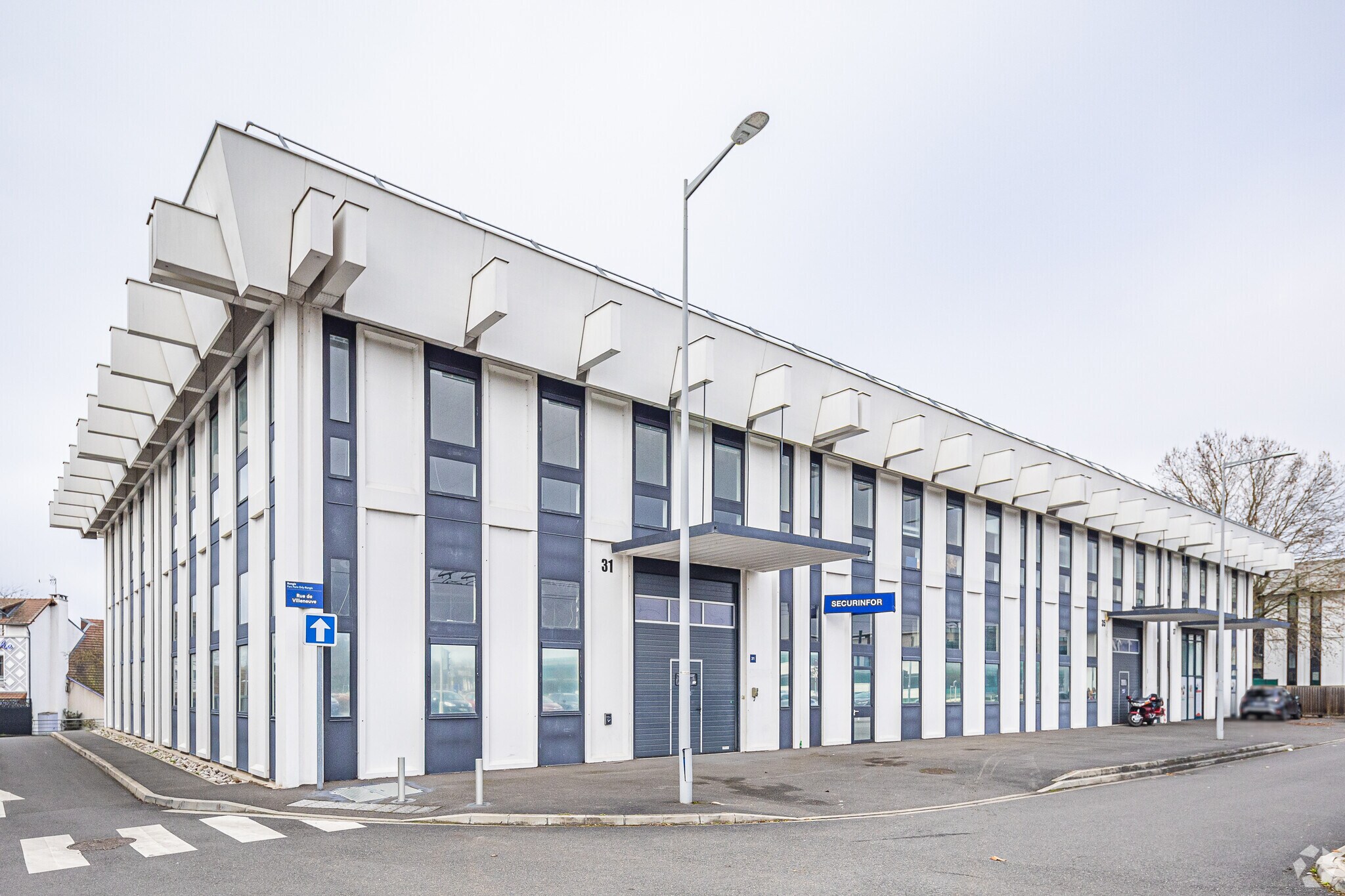 31-37 Rue De Villeneuve, Rungis to rent Primary Photo- Image 1 of 4