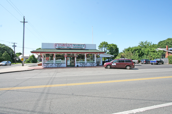 525 Montauk Hwy, Eastport, NY for sale - Building Photo - Image 3 of 21