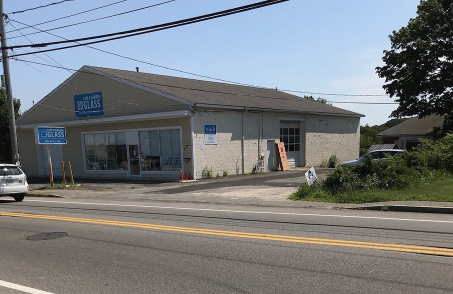 229-231 Teaticket Hwy, Falmouth, MA for sale - Building Photo - Image 1 of 1