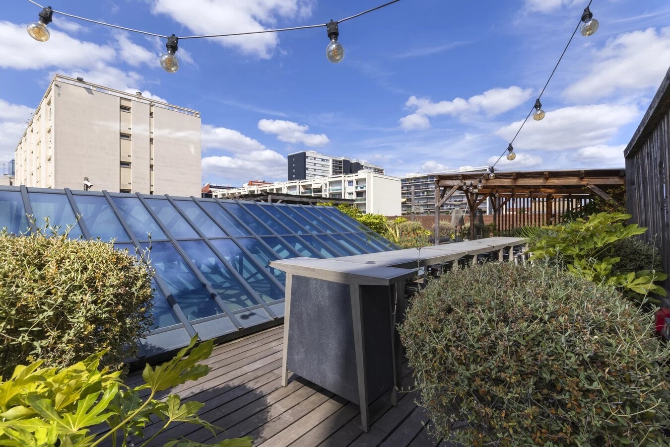 15 Rue Curton, Clichy, HDS 92110 - - - Interior Photo - Image 2 of 36